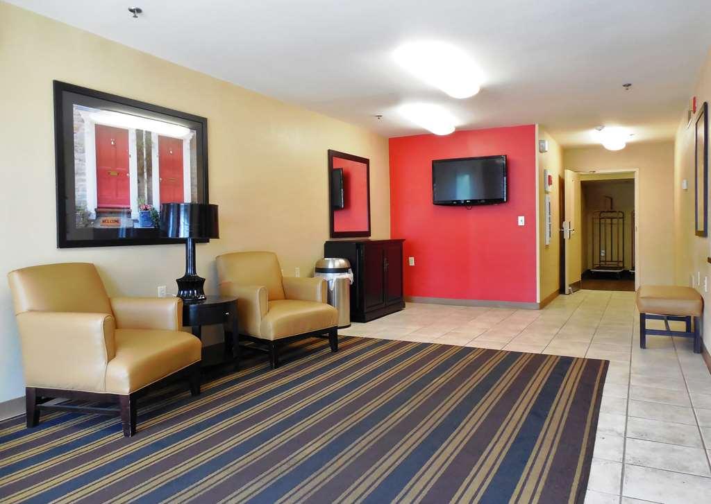 Extended Stay America Suites - Toledo - Maumee Interior photo